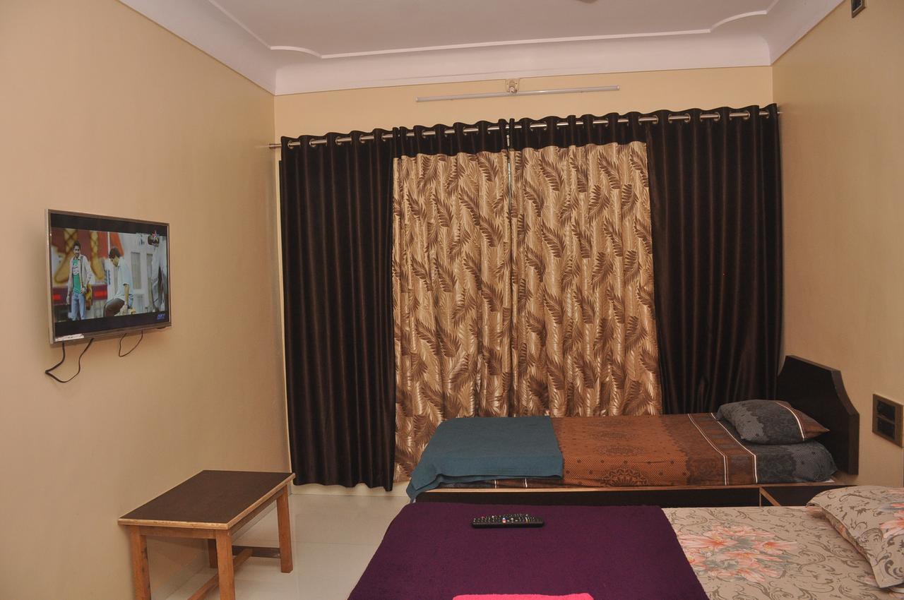 Hunjar House Hotel Panvel Exterior foto