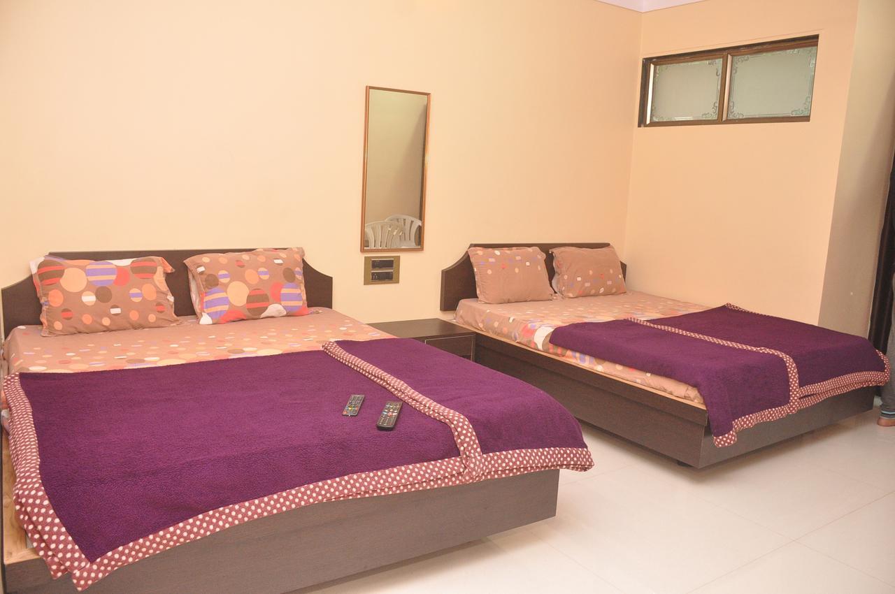 Hunjar House Hotel Panvel Exterior foto